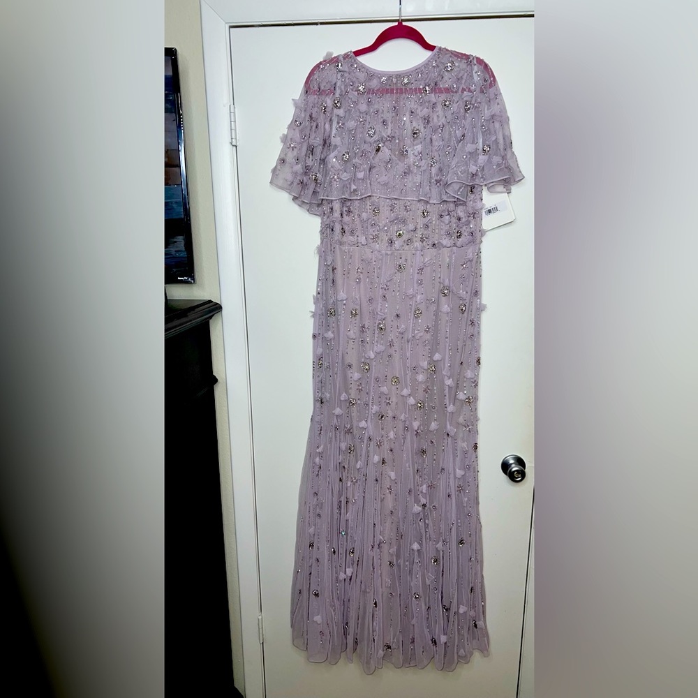 $698 MAC DUGGAL Beaded Floral Appliqué Tulle Capelet Gown In Vintage Lilac Sz 14